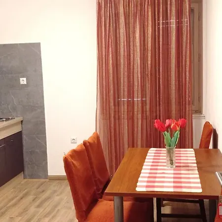 15 Apartment *