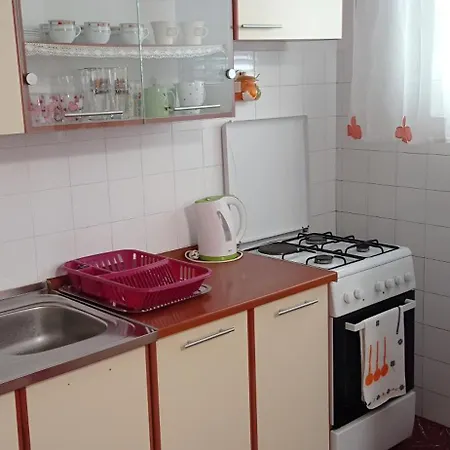 Apartment 15 *
