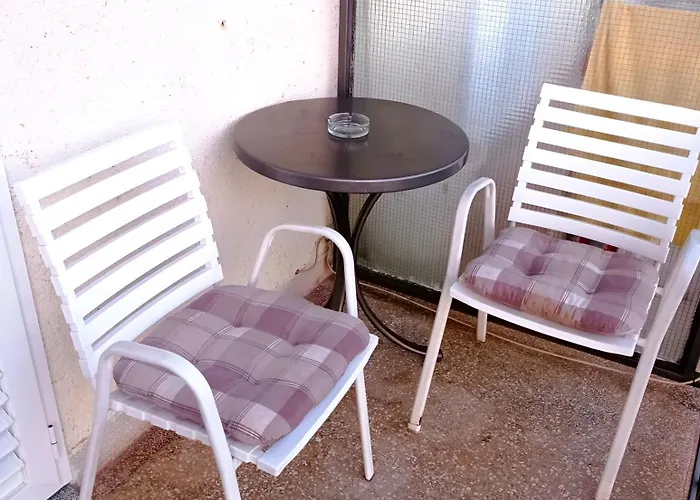 Apartman 15 *